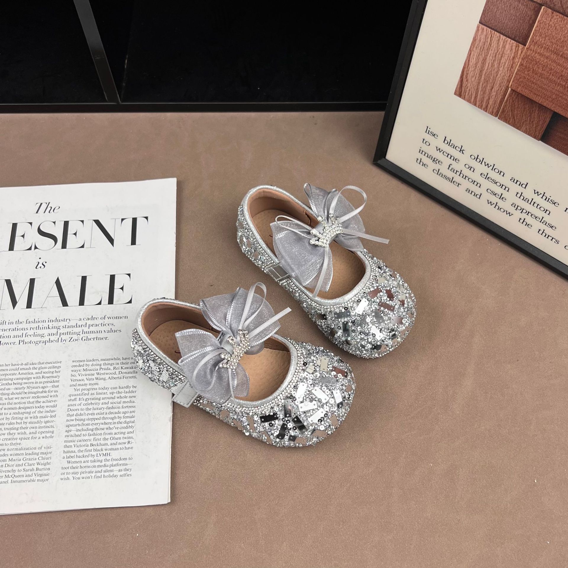 Girls' Bowknot Sequin Princess Shoes 2026 Spring and Autumn New Shallow Thin Sole Non-Slip Flats for Little Girls and Babies
