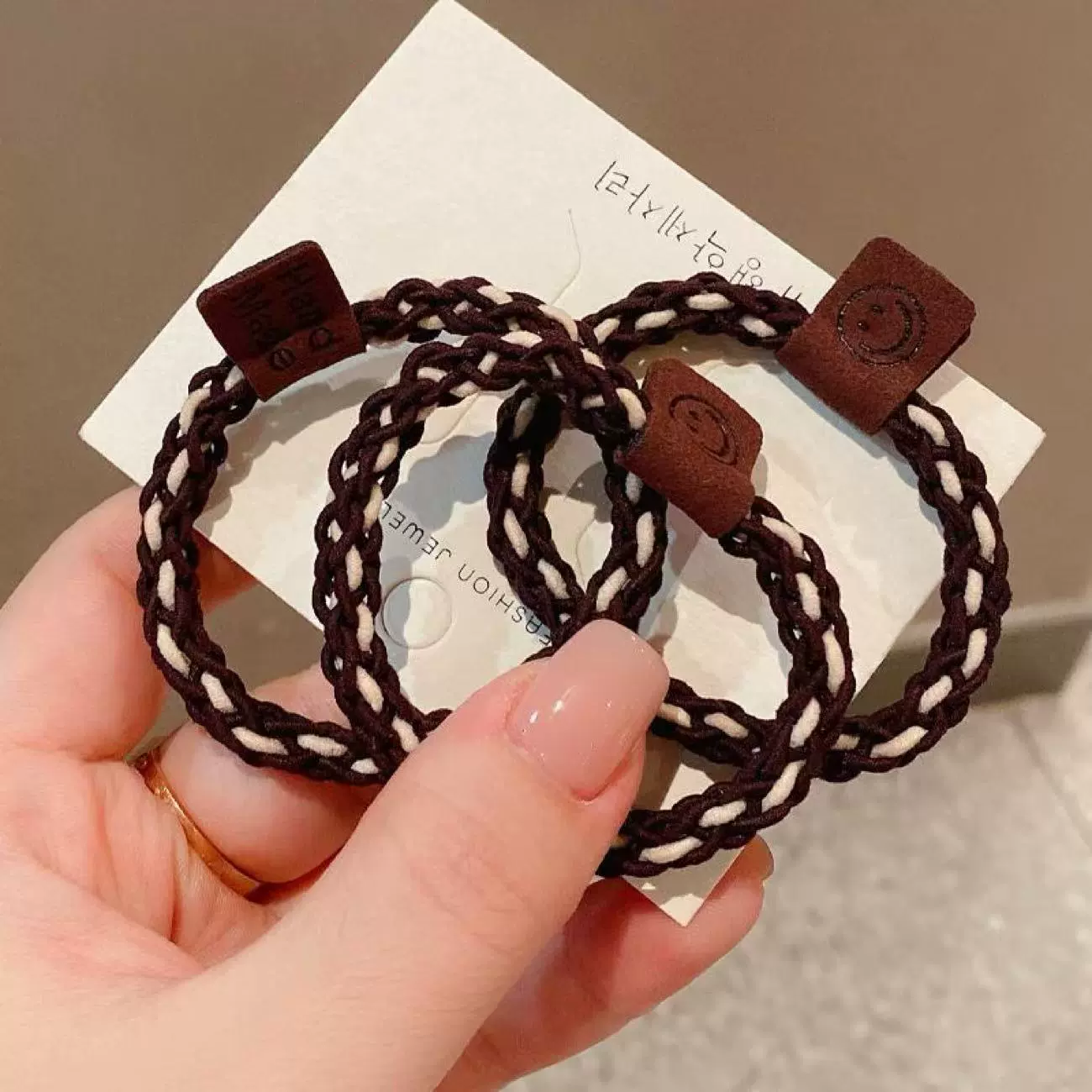 Elastic sports rostometer for gym, ponytail, durable hair rope, harmless hair accessory, no hair damage
