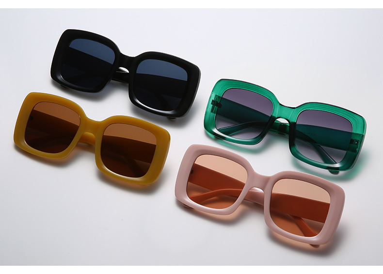 New Fashion Large-frame Square Jelly-colored Sunglasses display picture 3