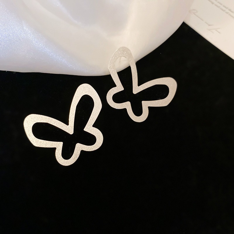 Nicho de diseño de plata amor geometría bola aguja de plata pendientes transfronterizos venta caliente minimalista viento frío fábrica de alto nivel image 21
