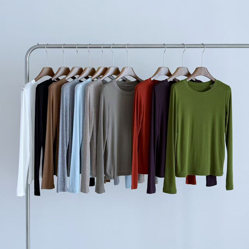 Source Factory High-Quality Lyocell Tencel Wool Bottoming Shirt for Women with Long Sleeves and Round Neck Tops That Can Be Worn Outside