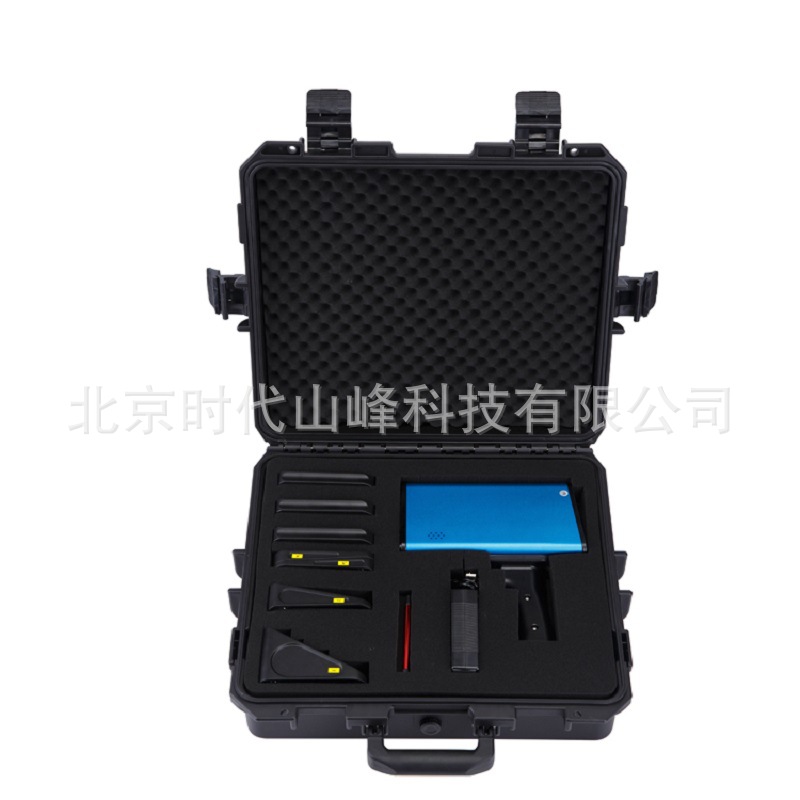 ��Ƕȱ�־�淴��ϵ����������ڽ�ͨ�����ʶ�ȵ��ֳ����ͼ���