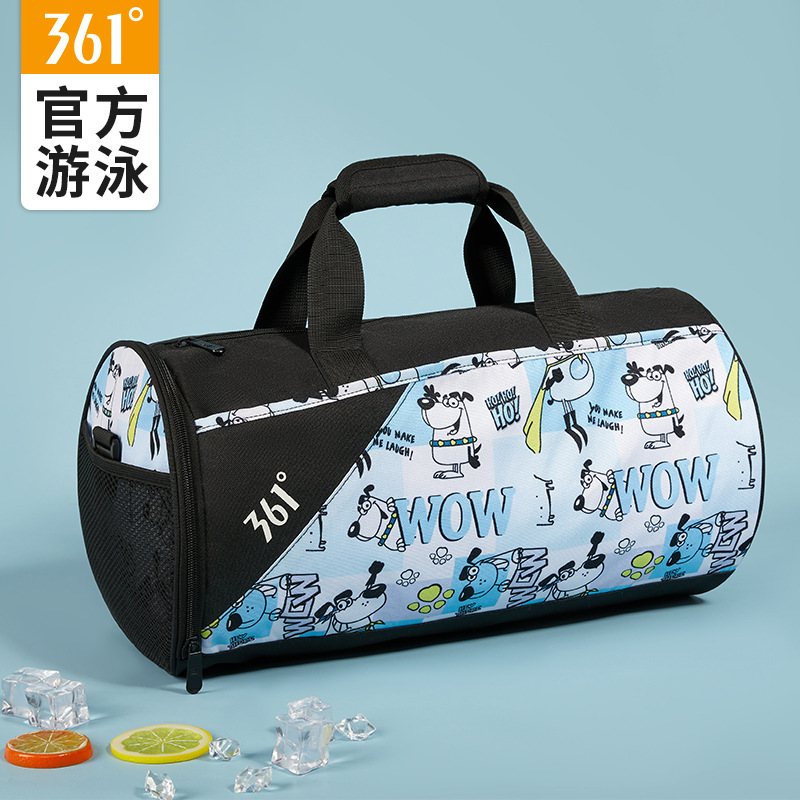 Shoulder bag for swimming wet and dry separation