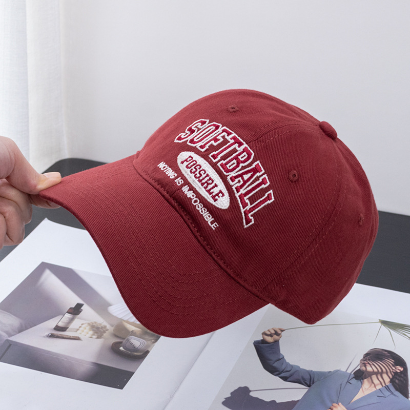 Sombrero de béisbol retro americano otoño invierno 2024 nuevo estilo hip hop versátil letras de la calle bordadas gorra de lengua de moda
