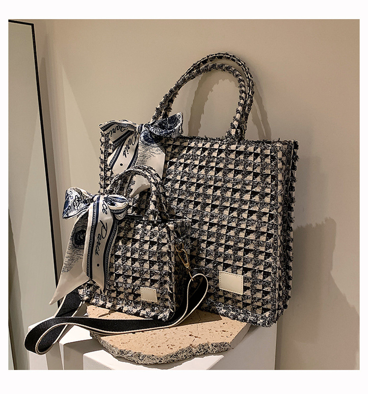 Women's All Seasons Canvas Lattice Streetwear Bowknot Square Zipper Handbag display picture 9