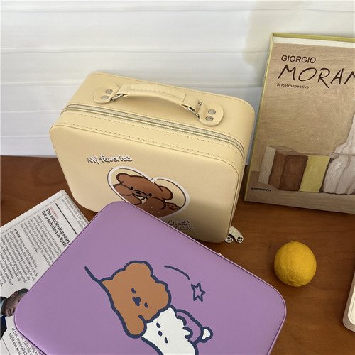 Homemade ins style cute cartoon bear makeup box for women portable large capacity travel toiletries storage box