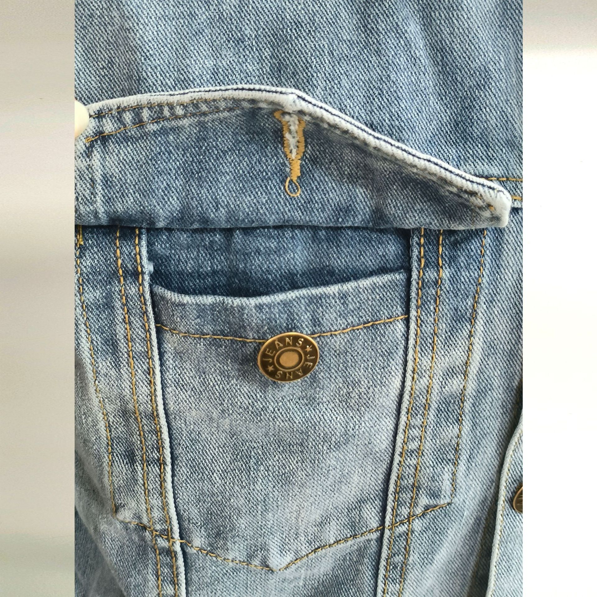 Giacca di jeans uomo – stile americano elegante e alla moda_voghion.com