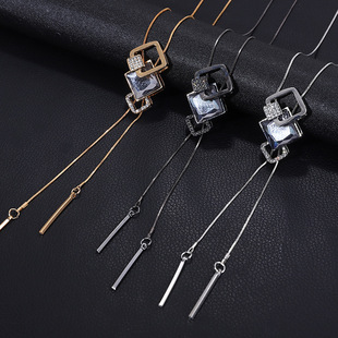 Cross mirror new hollow square long sweater chain women's simple pendant geometric necklace high-end feeling clothing jewelry wholesale