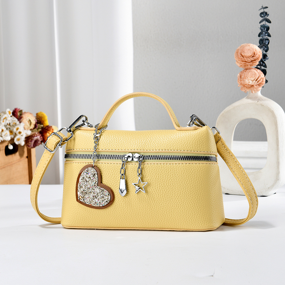 Amor colgante bolso cuadrado pequeño bolso compacto de color sólido bolso de hombro universal mochila cross-border bagsd