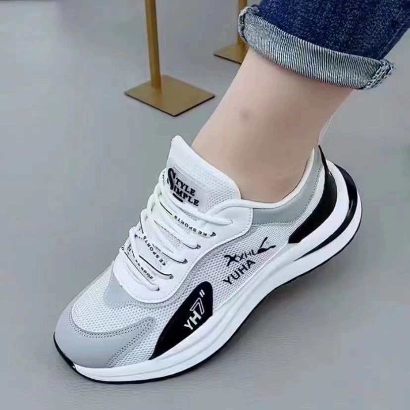 Summer sneakers for beloved for men and women, fashionable trend casual footwear for leisure, breathable sports shoes