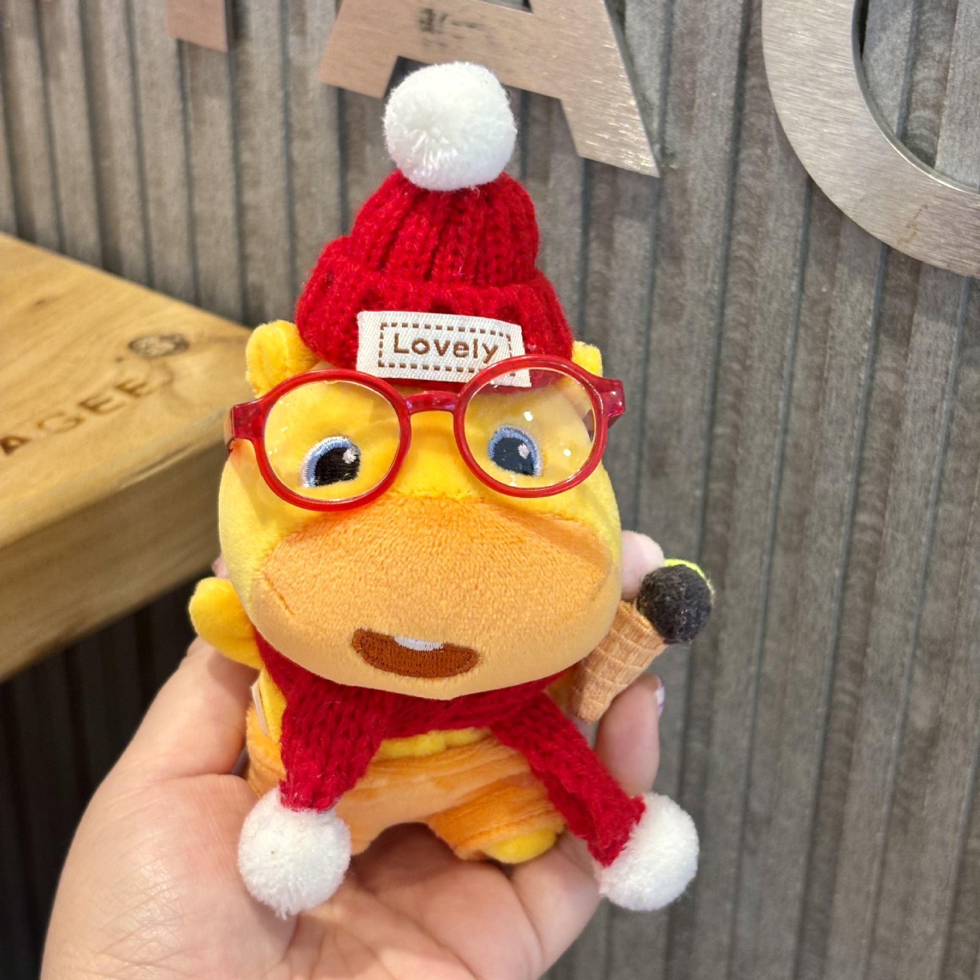 Christmas outfit #2 + ice cream lulu