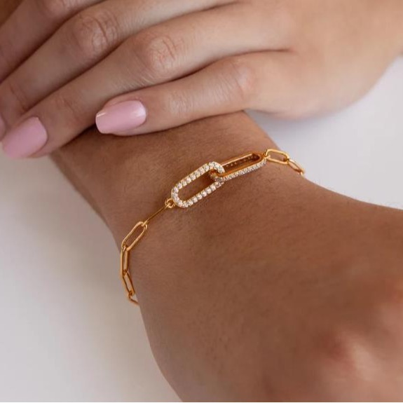 European and American cross-border light luxury paper clip bracelet stainless steel simple copper inlaid zircon unlimited symbol bracelet for women wholesale