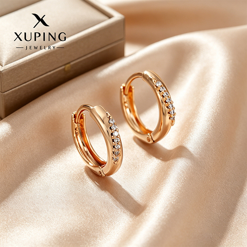 Xuping círculo geométrico retrógrado simple aleación de cobre chapado 18k aretes de orejas rusos orejas al por mayor mujeres