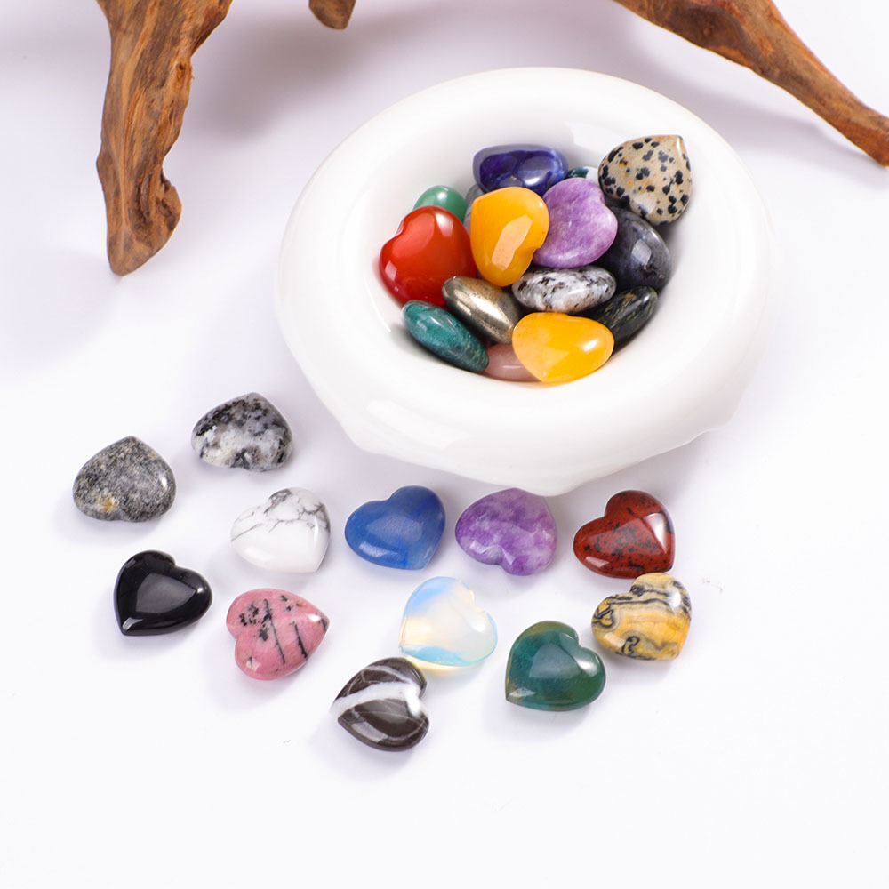1 Piece Quantity Housewarming, Home Occasion Simple Style Heart Shape Natural Stone Gem Crystal Ornaments Artificial Decorations