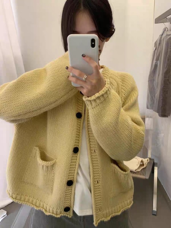 韩系高级感蓝色圆领针织开衫女秋冬软糯加厚单排扣口袋毛衣外套潮|undefined
