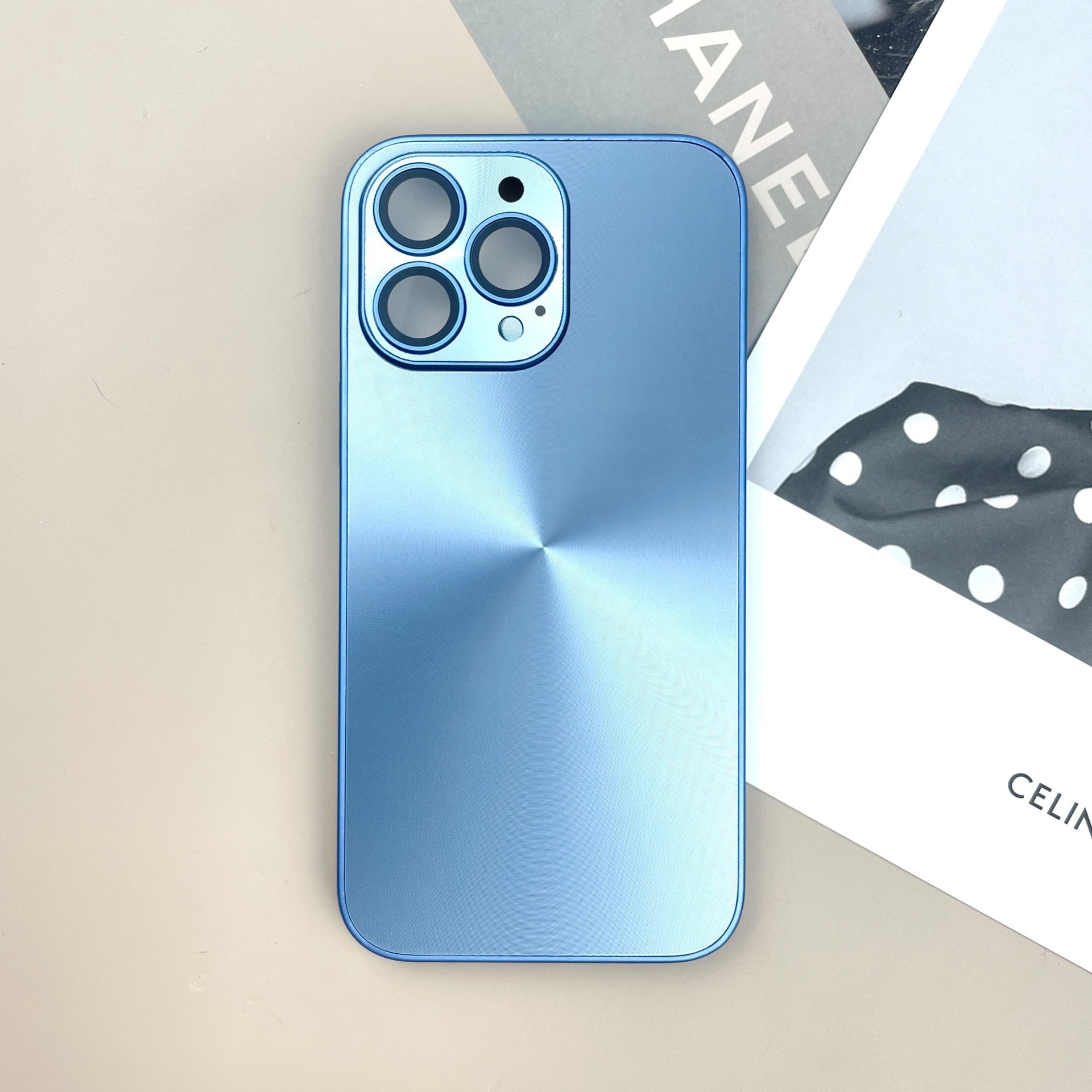 Patrón cd láser Aurora de sentido avanzado para iPhone14 Apple 16proMax funda para teléfono móvil 15 hombres y mujeres 13 simple