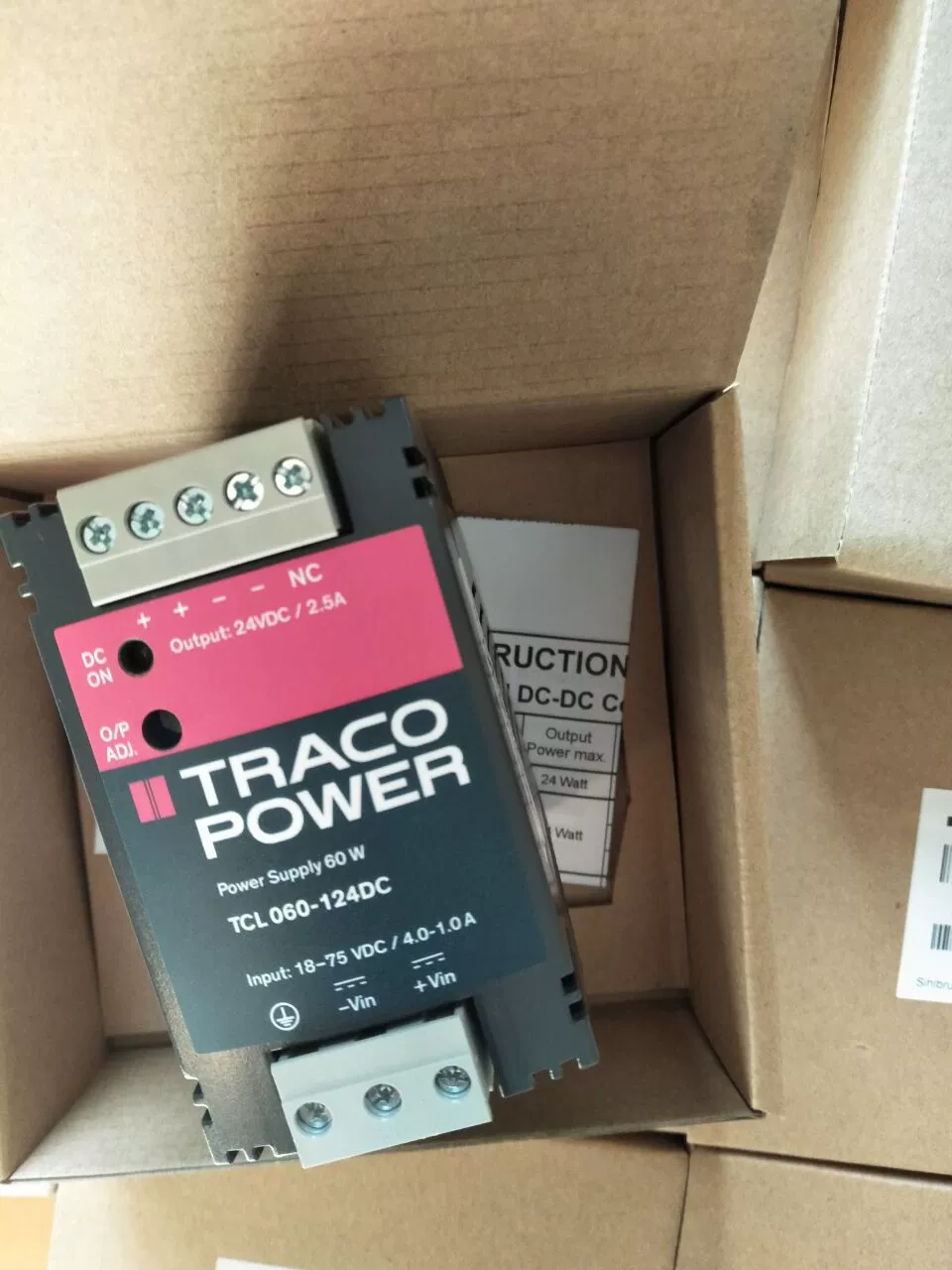 DC/DC преобразователь Traco Power направляющий рельс TCL060-124DC TCL060-112DC