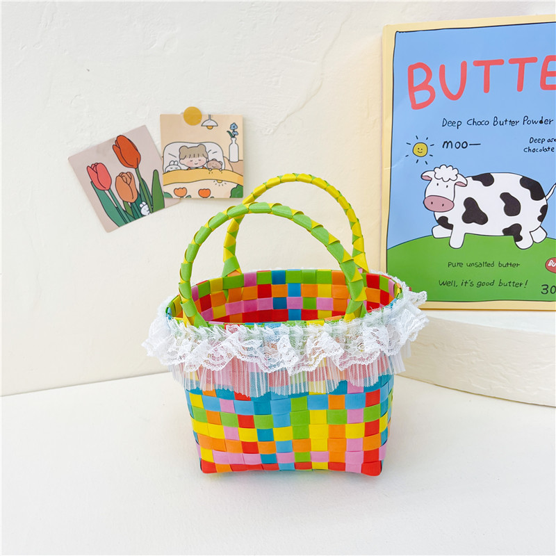 Bolso pequeño para niños nuevo para mujer 2023 mini portátil cesta de verduras lindo bolso tejido a mano bolsa de playa junto al mar