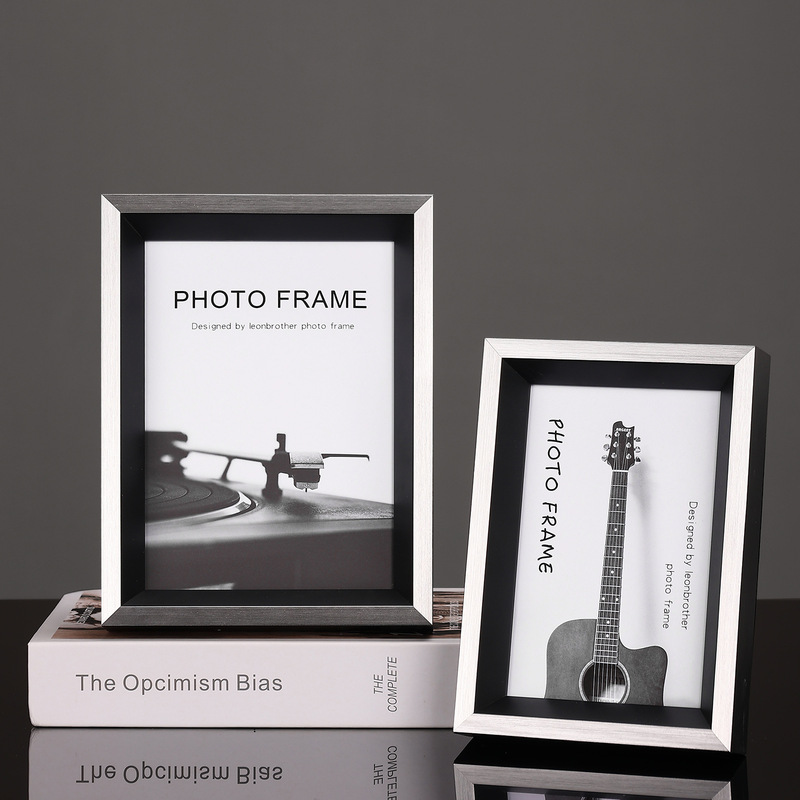 Modern Minimalist Italian Design Model House Living Room Bedroom Desktop Silver and Black Solid Wood Photo Frame Display Stand Picture Frame Modern Minimalist Italian Design Model House Living Room Bedroom Desktop Silver and Black Solid Wood Photo Frame Display Stand Picture Frame