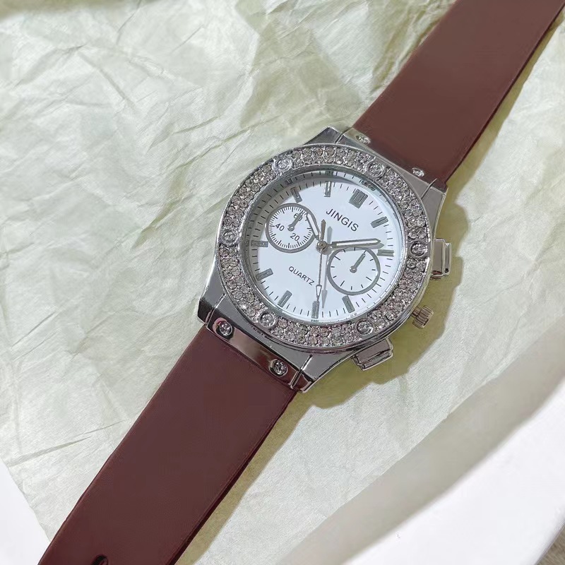 Fashion trendy all-match men's and women's same quartz watch Diamond-embedded silicone watch neutral watch_voghion.com