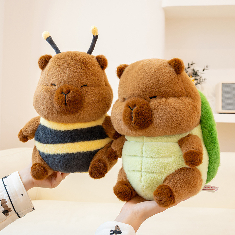 Caricatura tortuga abeja transformada en juguete de peluche caricatura capibara muñecas niños dormir almohada