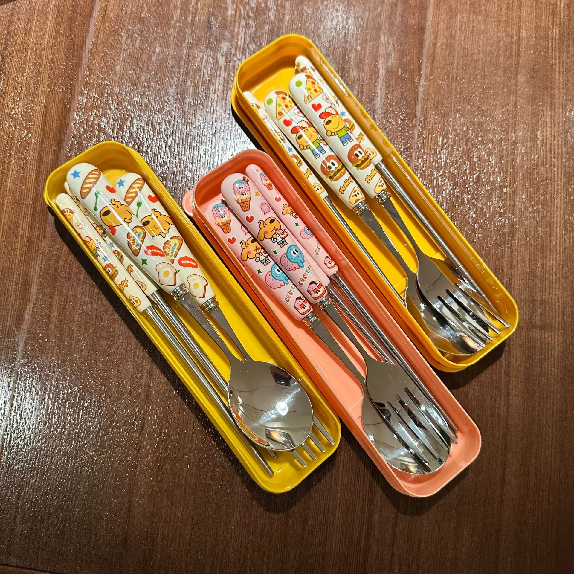 Genuine high quality tableware stainless steel, cute ceramic handheld set for home use