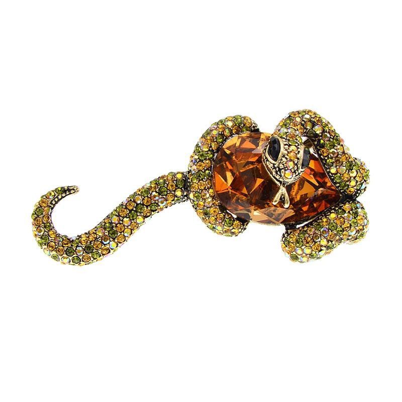 fashionable creative brooch