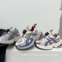 韓国風学生ファッション多用途クラシックスプライシング3色スポーツシューズ2025初秋回転ボタンシューズ
