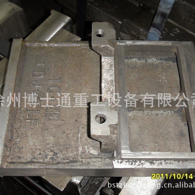 供应5000吨水泥设备球磨机、回转窑、篦冷机蓖板、预热器挂片等