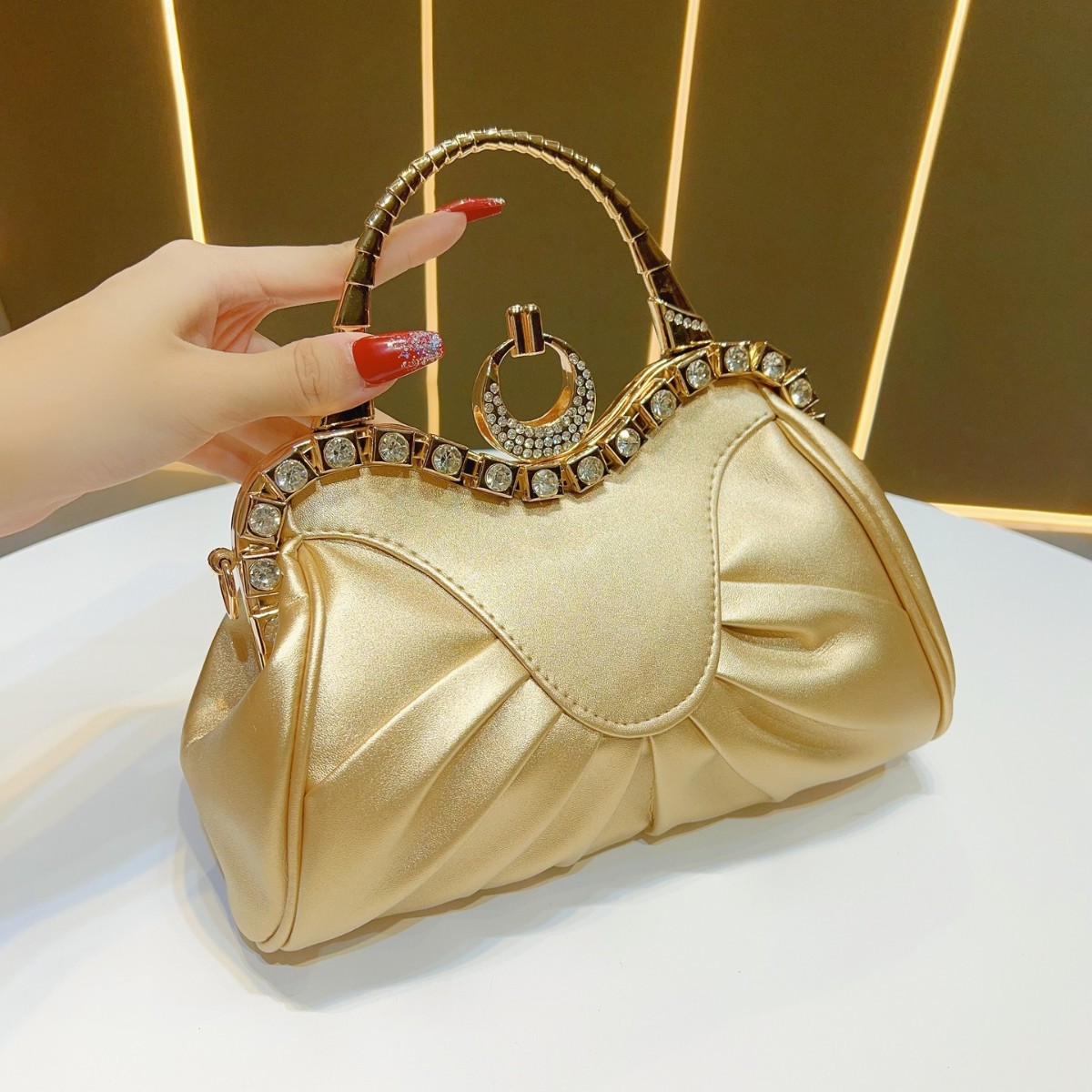 Vintage Pleated Evening Clutch Large Capacity Shoulder Bag Women_voghion.com