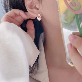 天然珍珠胸饰;天然珍珠耳饰;天然珍珠项饰