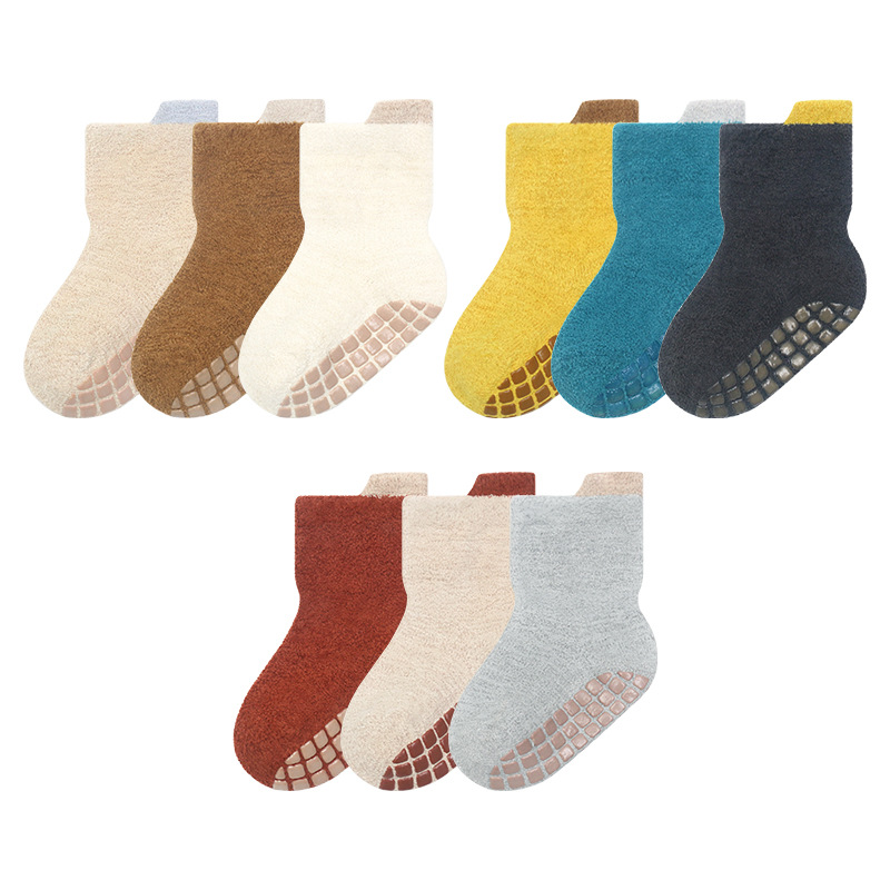 23 espesado dispensación bebé dormir Calcetines niños infantiles antideslizantes calcetines de piso tres pares de calcetines de trampolín de terciopelo de coral