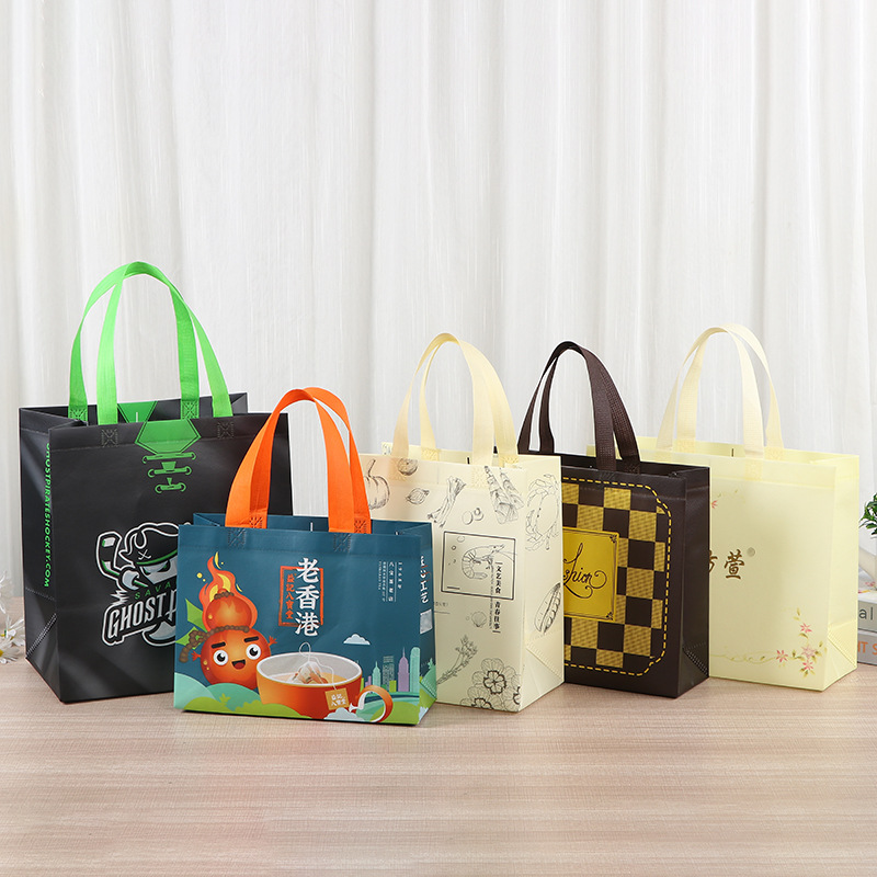 Bolsas de regalo portátiles no tejidas publicidad bolsa de embalaje para llevar bolsas de embalaje UV color impresión de alimentos bolsa de compras al por mayor