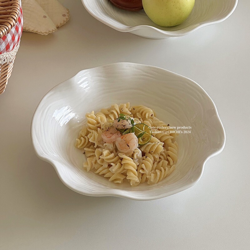Korean style skirt with lotus leaf deep plate white irregular medieval French high-grade yogurt bowl fruit salad pasta deep plate