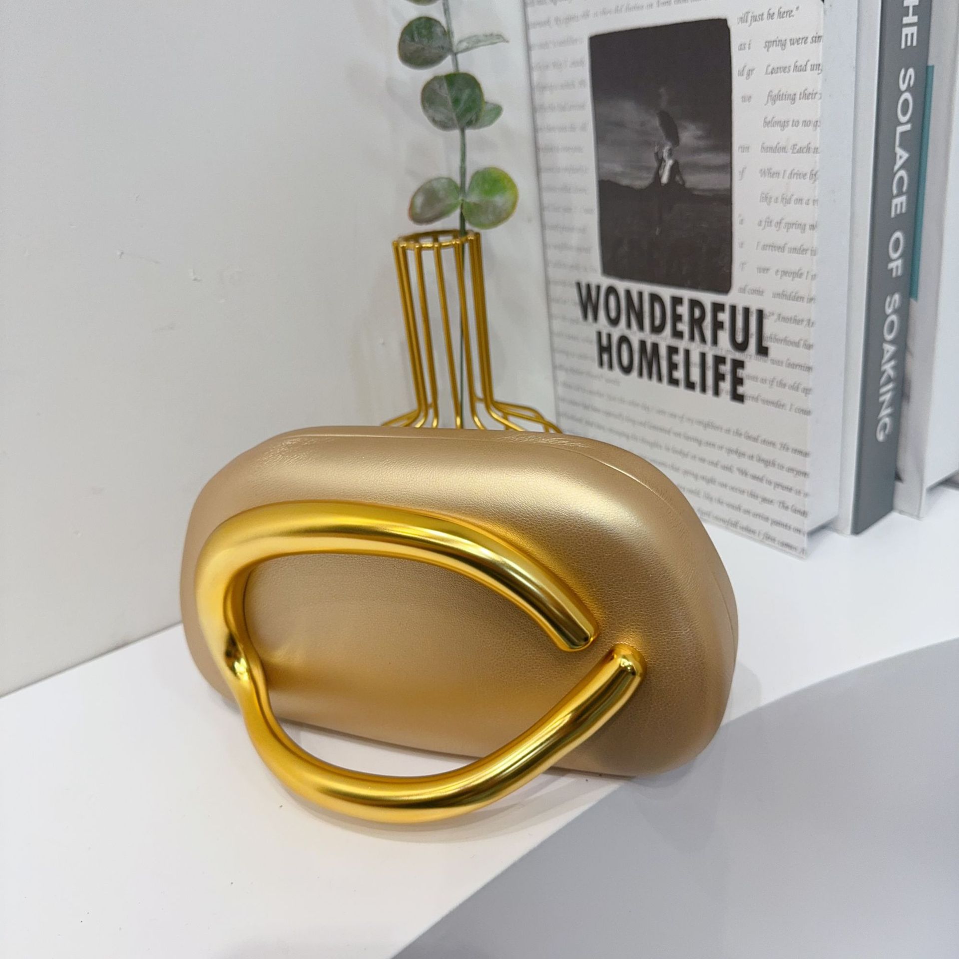 Gold (leather type)