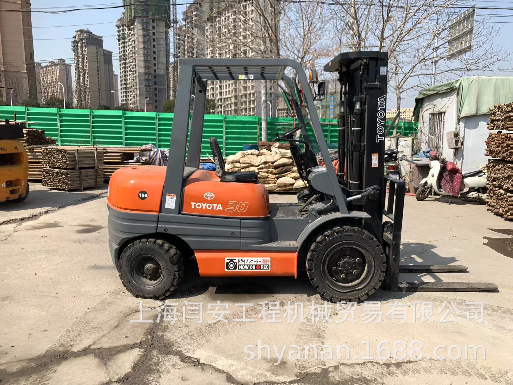 出手二手丰田3吨 5吨 7吨叉车 进口小松4吨 6吨 8吨 带侧移全自动