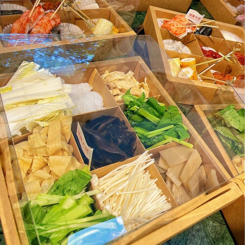 Takeaway hot pot grid nine-grid packaging box, disposable 9-grid takeaway box, kraft paper baking dessert box