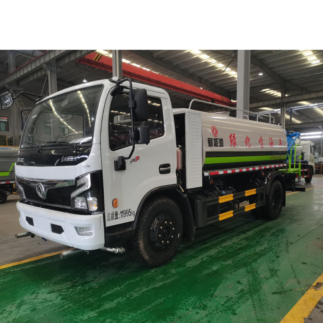 New Energy Sprinkler Truck Dongfeng 9-Ton Multi-Functional Greening and Dust-Suppression Sprinkler Truck for First-Tier Cities