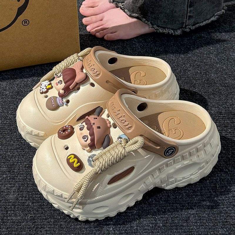 Wasteland Style Perforated Shoes for Women 2025 New Model Outdoor Non-Slip Eva Anti-Odor Soft Height-Increasing Clogs for Women Wasteland Style Perforated Shoes for Women 2025 New Model Outdoor Non-Slip Eva Anti-Odor Soft Height-Increasing Clogs for Women