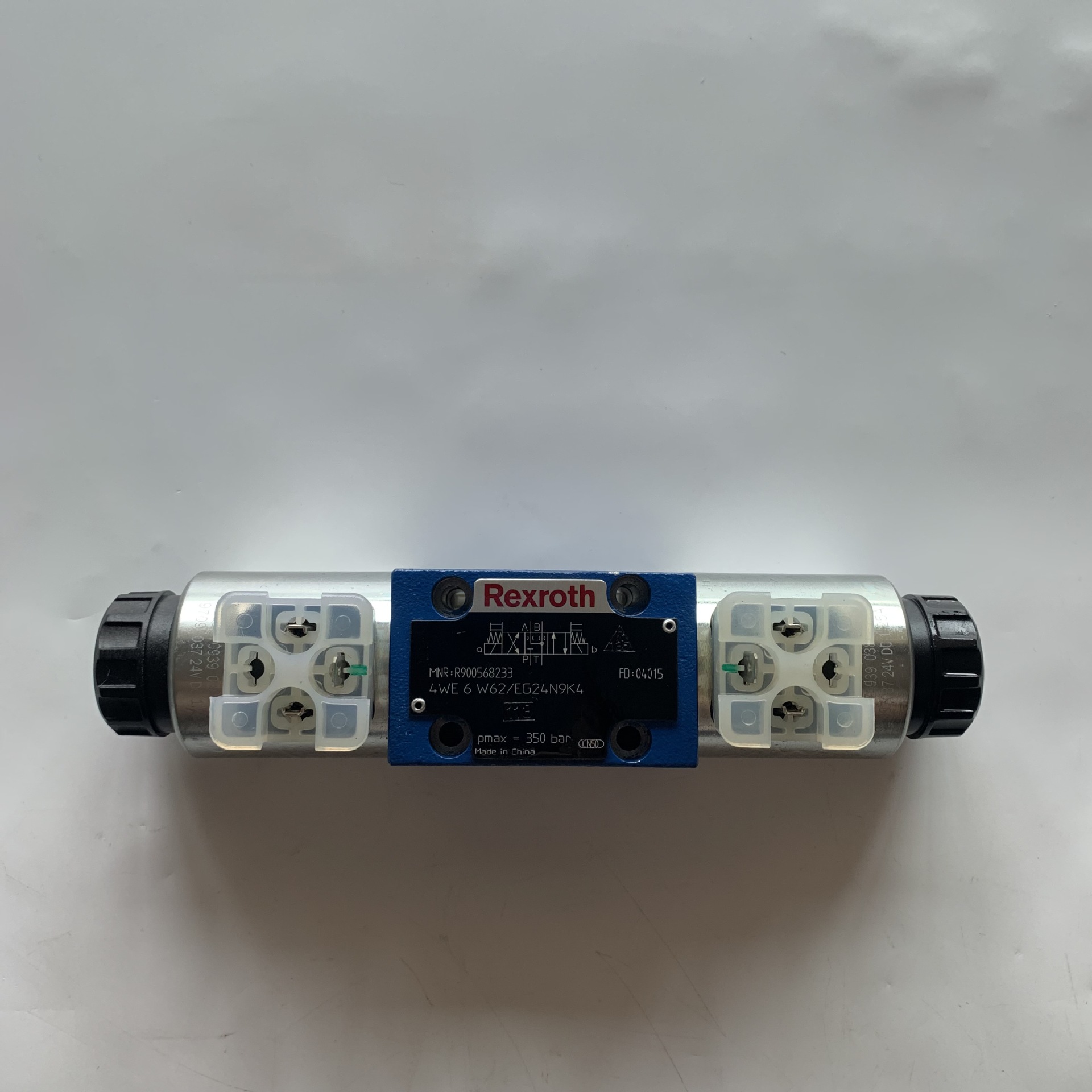 Hydraulic German Rexroth/ Rexroth 4WE6RB6X/EG24N9K4 Solenoid Directional Valve thumbnail-2