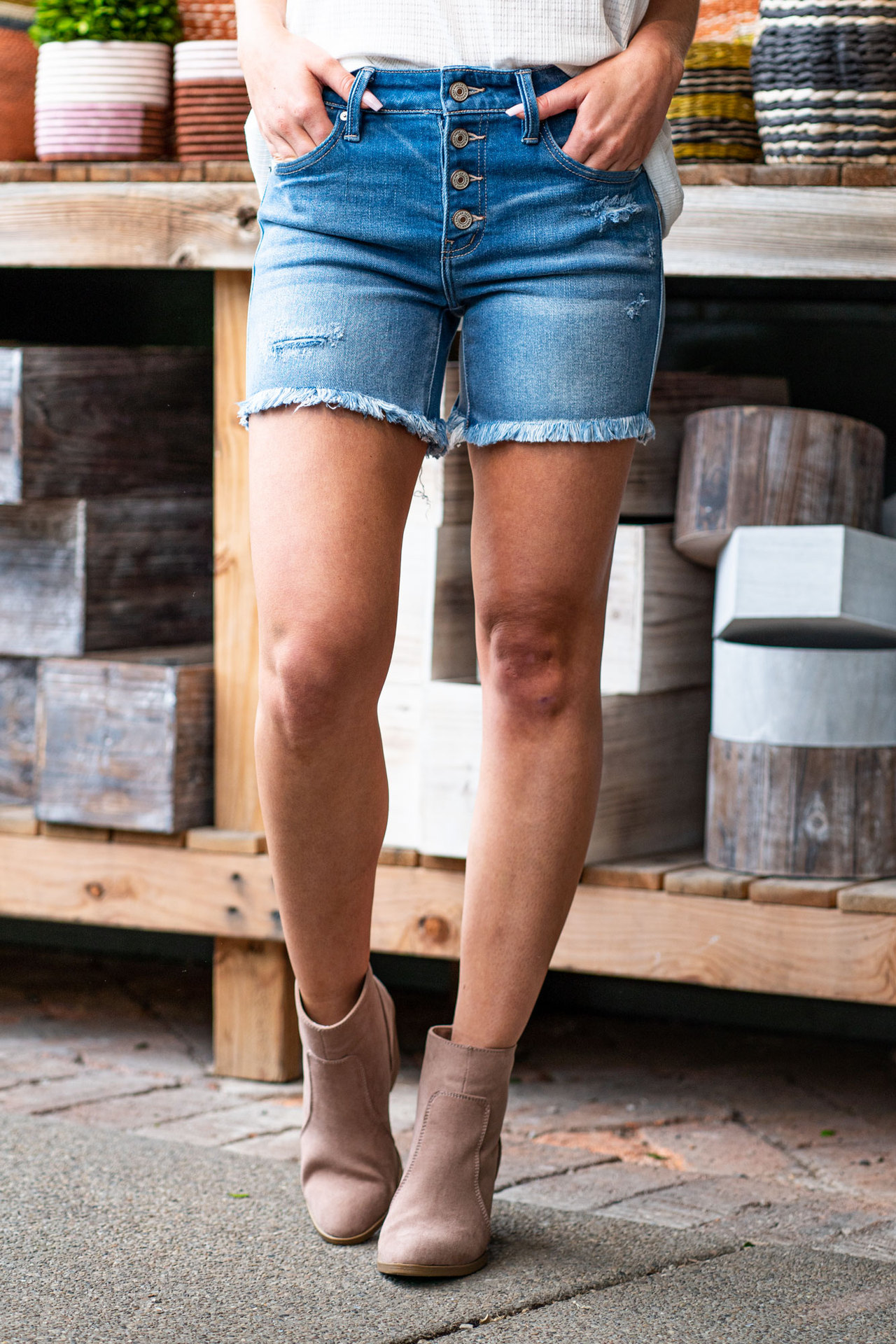 K New European And American Style Elastic Buckle Denim Five Quarter Pants For Women_mkmklike.com