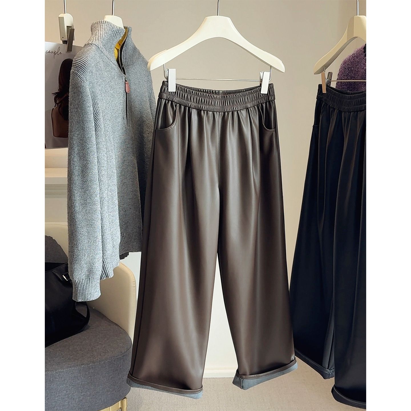 加绒复古高级感休闲PU防风阔腿裤女冬2025新款松紧腰九分直筒皮裤