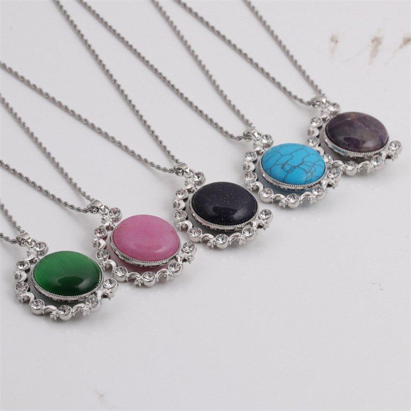 Turquoise Round Pendant Twist Chain Necklace Wholesale Jewelry Nihaojewelry display picture 13