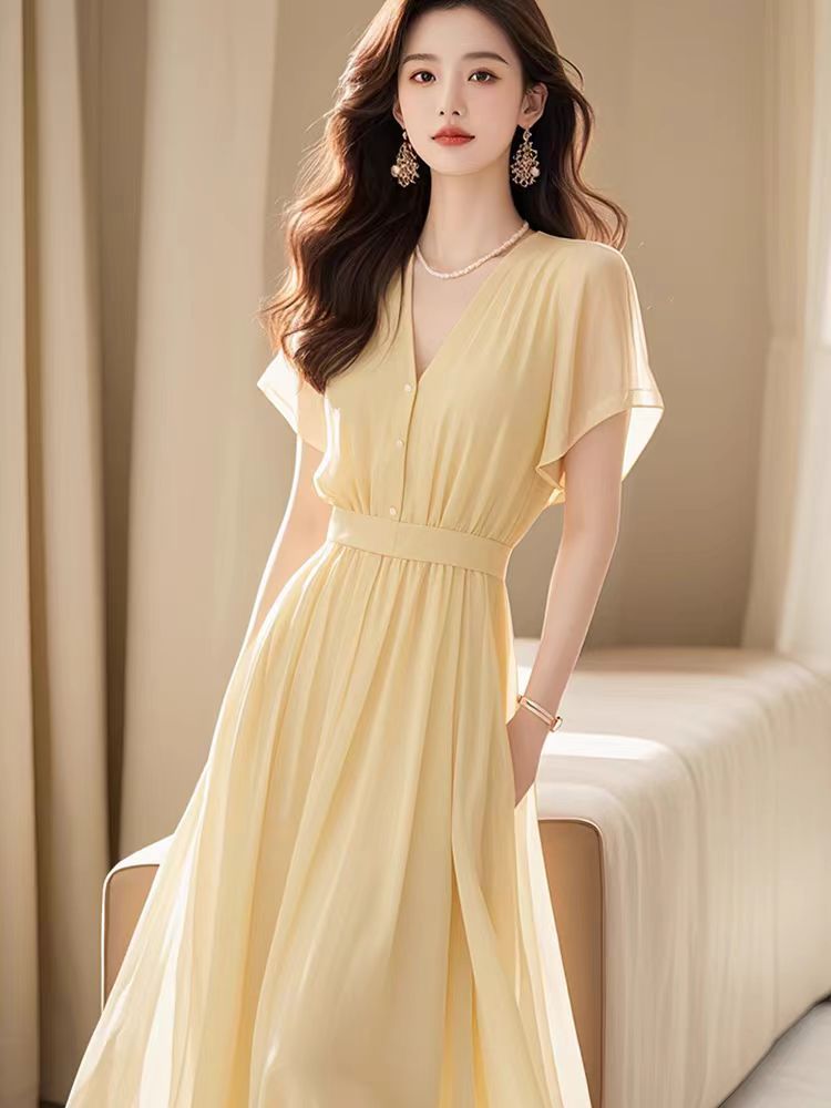 Đầm maxi nữ thắt eo chất liệu voan vàng nhạt phong cách Pháp — Vàng nhạt