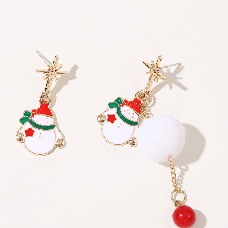 Creative Trend Long Hair Ball Dripping Oil Christmas Earrings European And American Holiday Earrings display picture 7