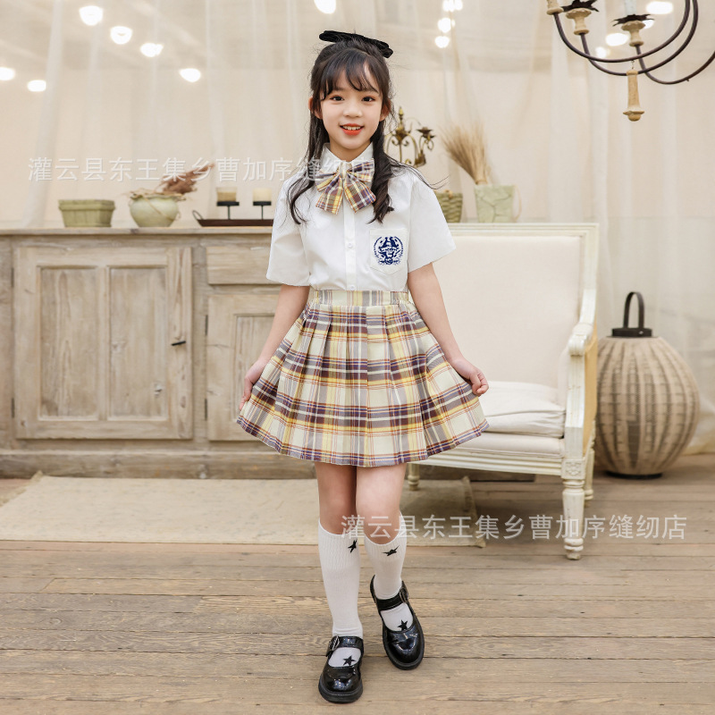 Student pleated skirt