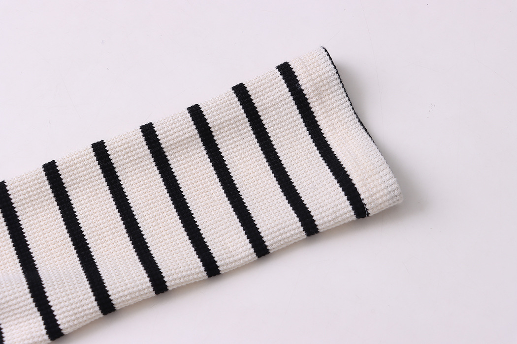 Sinanbo Daily Fashionable Walf Checks Fabric Black Edge Small round Neck Striped T-shirt Bottoming Shirt