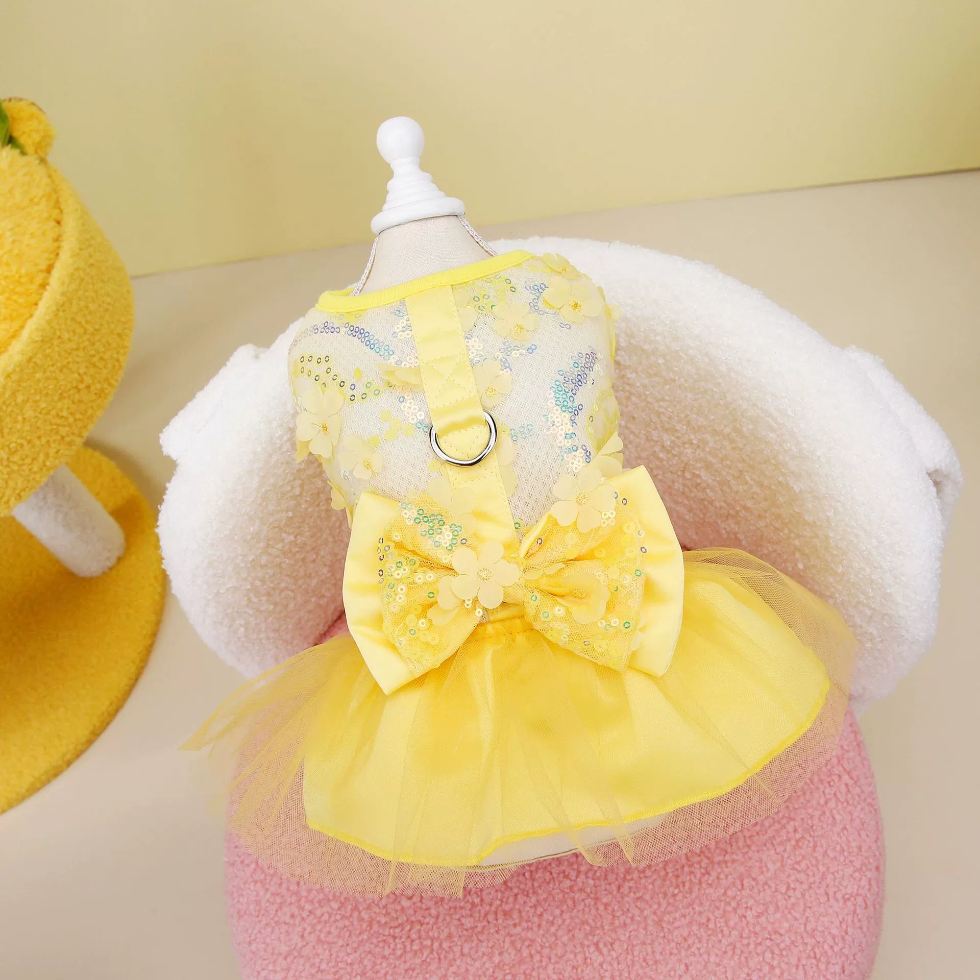 Новая пряжка для домашних животных Принцесса пряжа юбка Тедди Би Медведь Цветная буксировочная юбка Маленькая собака одежда для щенков