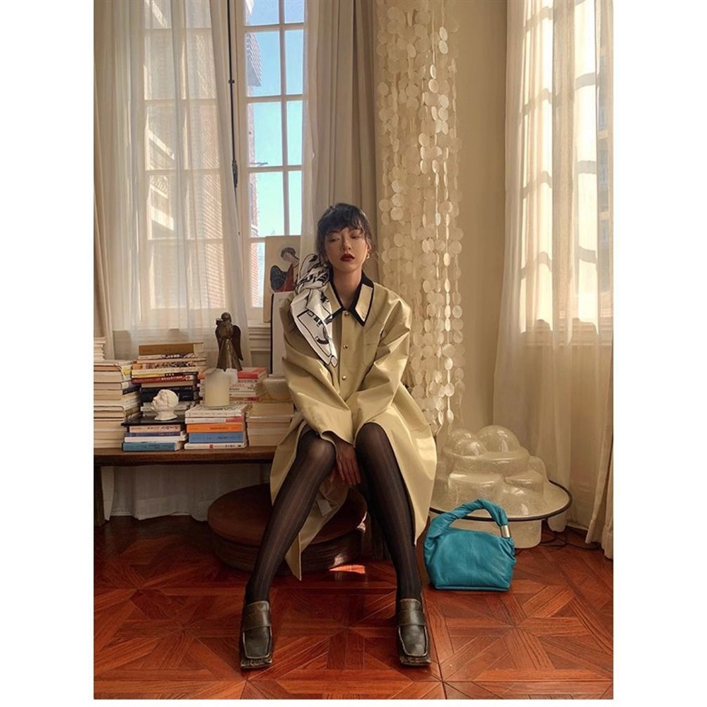 2025 Spring and Autum Fashionable Loose Maillard Elegant Mid-Length Niche Design Khaki Windbreaker Jacket for Women