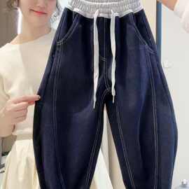 儿童冬季仿牛仔针织裤冬装2025新款中大童裤子针织牛仔弯刀裤运动